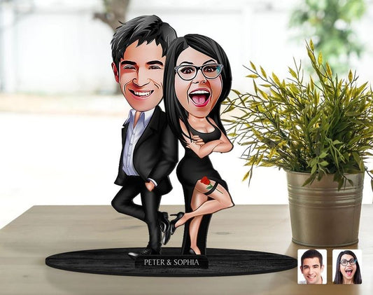 Night Eve Couble Couple Caricature Sculpture
