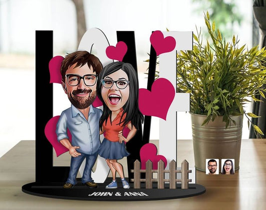 Love Couple Caricature Sculpture